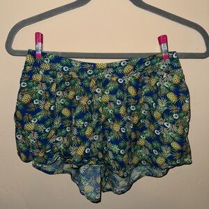 Pineapple Shorts size small